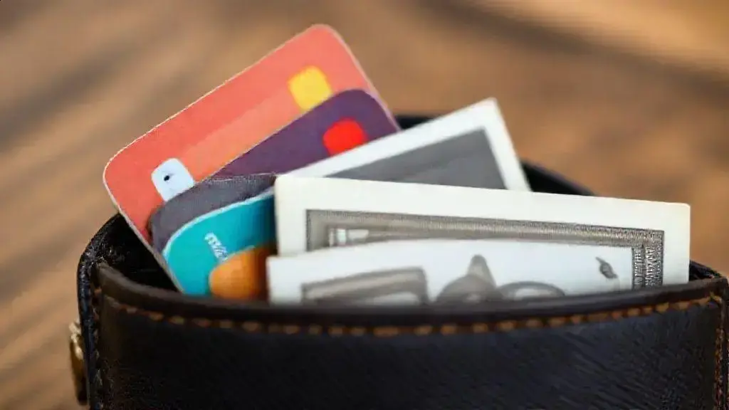 Melhores cartões crédito anuidade: economize mais no seu dia a dia