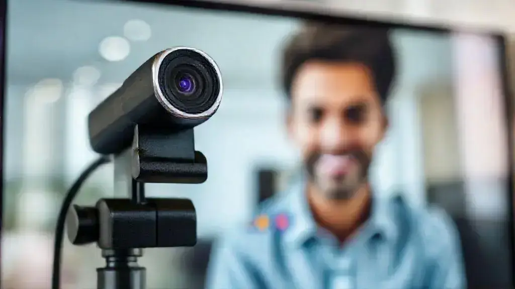 Principais benefícios de usar uma webcam HD